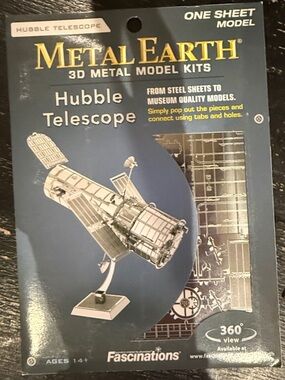Metal Earth Hubble Telescope 3D Metal Model Kit - Silver